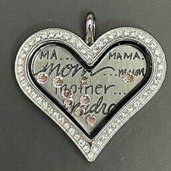 ORIGAMI OWL 🤍 Large Heart Shaped Locket - Picture 11 of 11